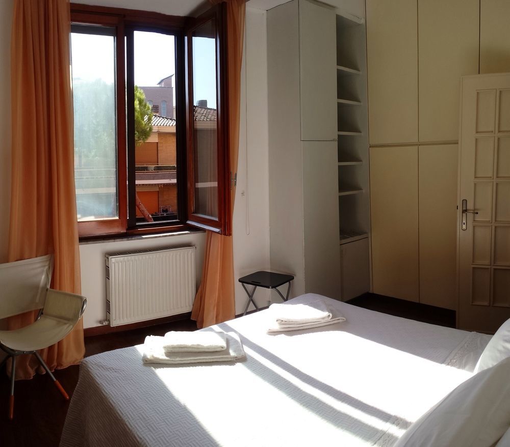 EMI's Guest House Rome Extérieur photo